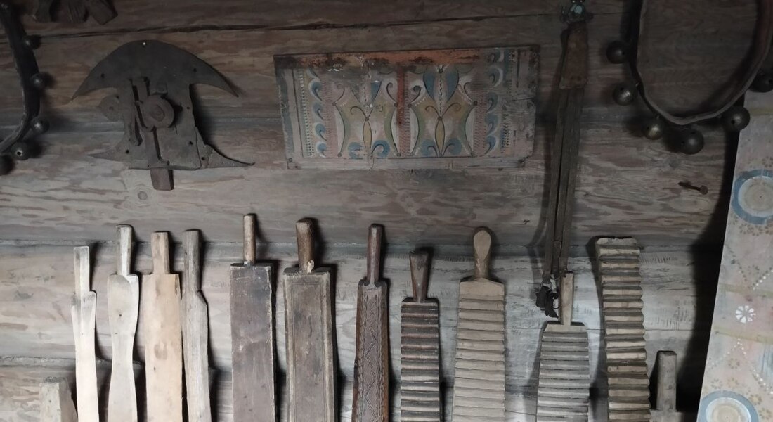 Сотрудники Вышневолоцкого краеведческого музея им. Г. Г. Монаховой в гостях у художника Андрея Павленко Сотрудники Вышневолоцкого краеведческого музея им. Г. Г. Монаховой в гостях у художника Андрея Павленко