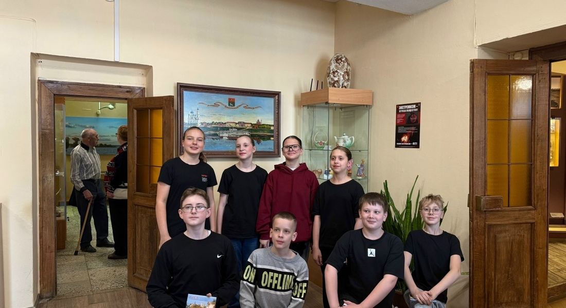 Участники танцевального конкурса посетили Конаковский краеведческий музей