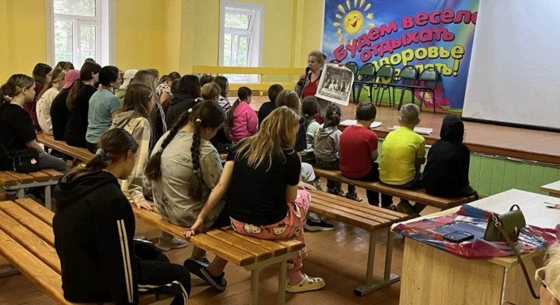 «В гостях в «Сосновом»: Заведующий Домом-музеем М. И. Калинина посетила детский лагерь «В гостях в «Сосновом»: Заведующий Домом-музеем М. И. Калинина посетила детский лагерь