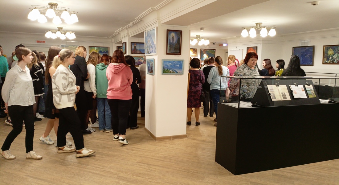 В Бежецке открылась выставка к 150-летию Н.К. Рериха "Культура есть врата в будущее"