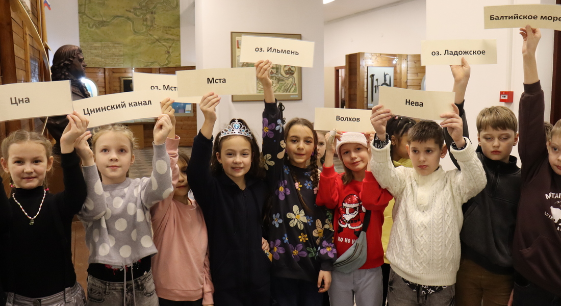 Предновогодняя суета в Вышневолоцком краеведческом музее им. Г. Г. Монаховой