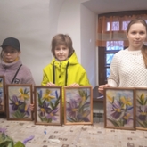 Цветочные картины посетителей Музея тверского быта