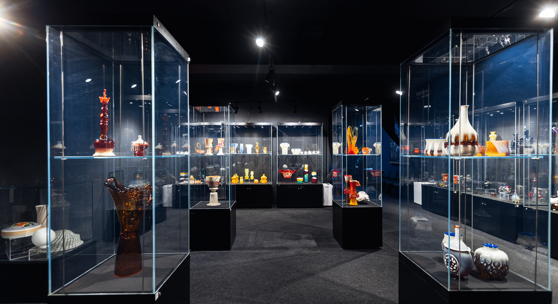 Экскурсия «Триумф стекла и цвета торжество» (6+)