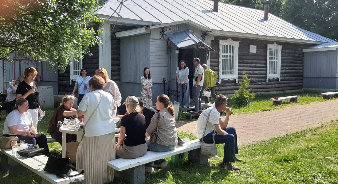 Ученики и преподаватели музыкальной школы посетили Музей С. Я. Лемешева 