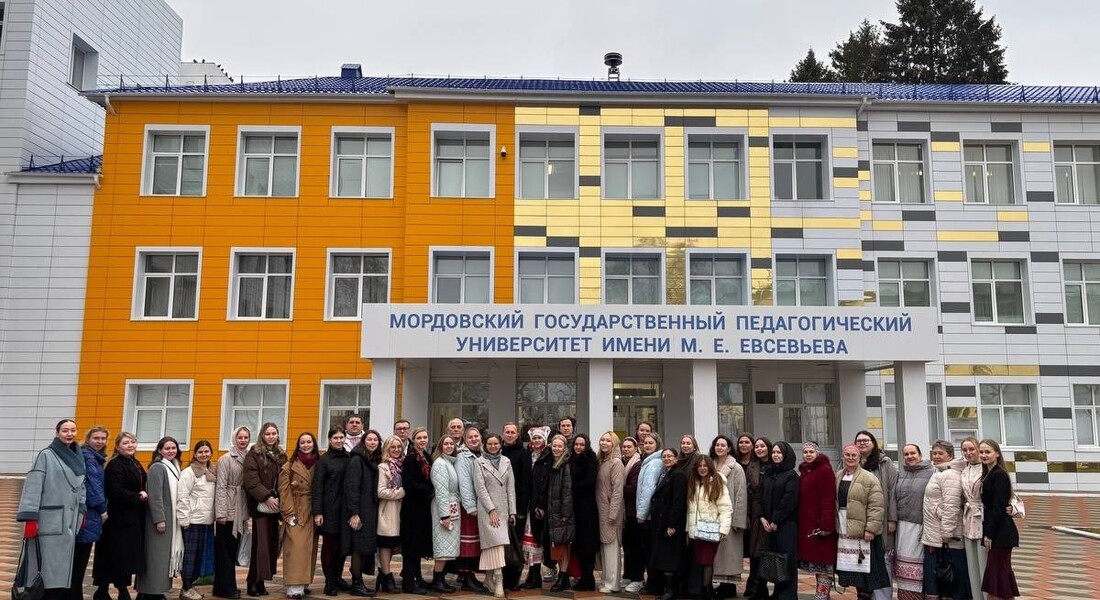 Сотрудники Карельского национального краеведческого музея приняли участие в круглом столе, посвящённом 80-летию Победы в Великой Отечественной войне Сотрудники Карельского национального краеведческого музея приняли участие в круглом столе, посвящённом 80-летию Победы в Великой Отечественной войне