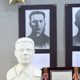В Осташковский краеведческий музей передали бюст героя Советского Союза К. Заслонова