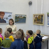 Для детей в музее провели экскурсию по выставке и урок ИЗО 