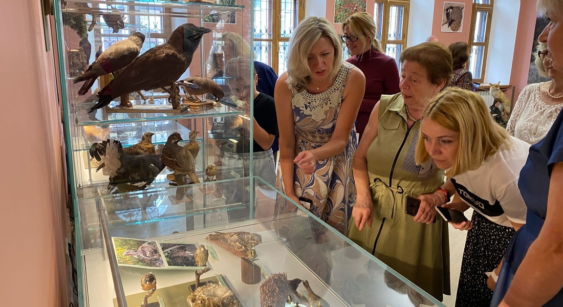 Экскурсия по выставке «Живущие рядом с нами» (0+) Экскурсия по выставке «Живущие рядом с нами» (0+)