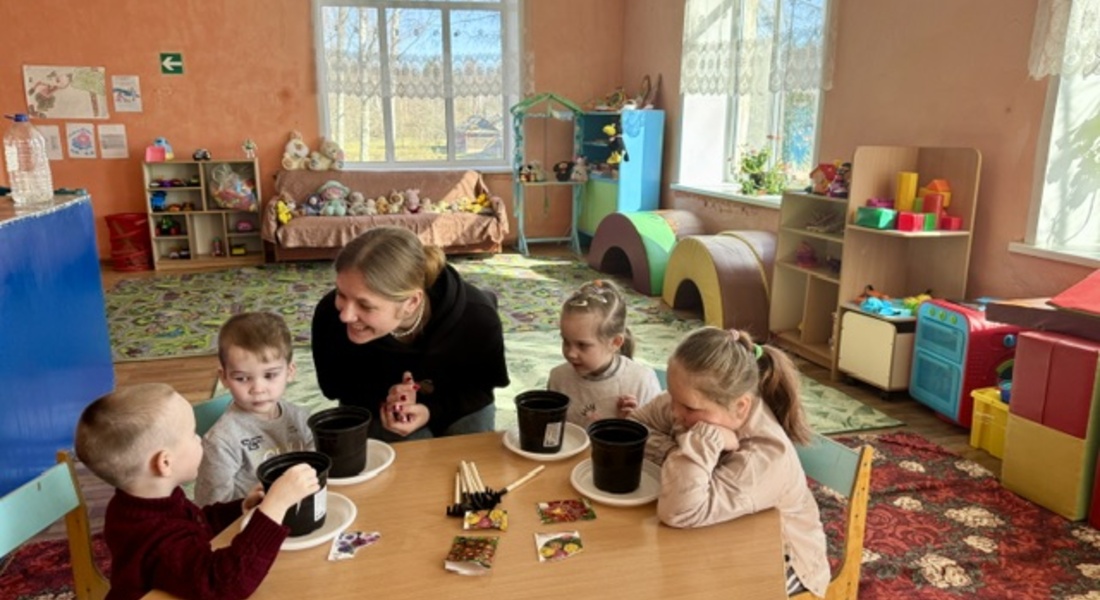 Акция «Цветы Победы» Акция «Цветы Победы»
