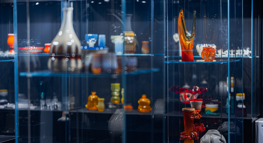 Экскурсия «Триумф стекла и цвета торжество» (6+) Экскурсия «Триумф стекла и цвета торжество» (6+)