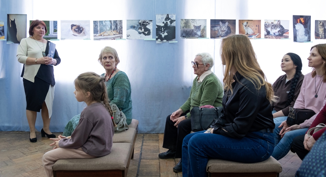 В Осташковском краеведческом музее открылась выставка «Живут на Земле существа неземной красоты»