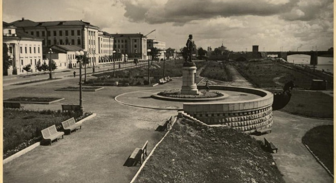 Лекция «История создания памятника Афанасию Никитину в Твери. Загадки и увлекательные факты» (12+)