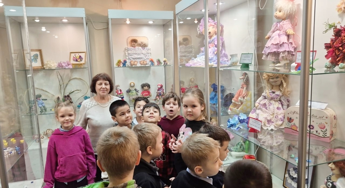 «Кто в куклы не играл, тот радости не знал»