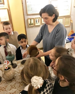 От печки до лавки: увлекательное знакомство первоклассников с русским бытом