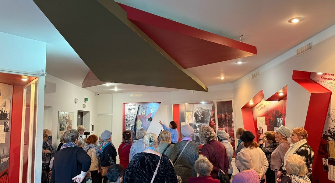 Дети блокадного Ленинграда посетили Музей Калининского фронта Дети блокадного Ленинграда посетили Музей Калининского фронта