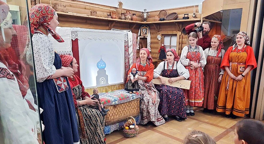Кукольно-теневой спектакль «Пасхальная радость» Кукольно-теневой спектакль «Пасхальная радость»