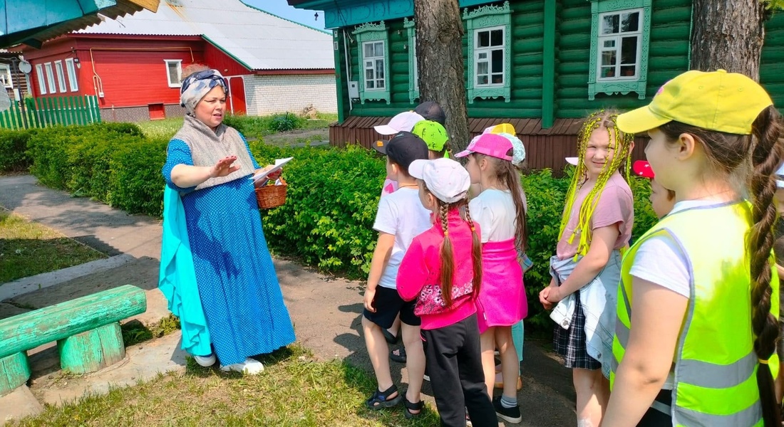 В Доме-музее М.И. Калинина открылась выставка "Обитатели древнего моря" В Доме-музее М.И. Калинина открылась выставка "Обитатели древнего моря"