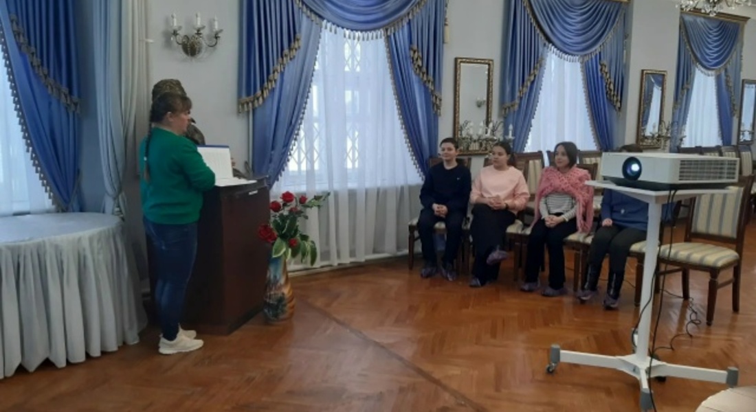 Пушкинский яблочным пирог на уроке технологии в музее