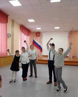 Сотрудники Тверского краеведческого музея проводят выездные занятия «От стрелы до ракеты»