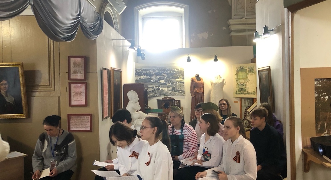 Итоговые слушания участников музейно-образовательного проекта «Большая война в жизни маленького города» Итоговые слушания участников музейно-образовательного проекта «Большая война в жизни маленького города»