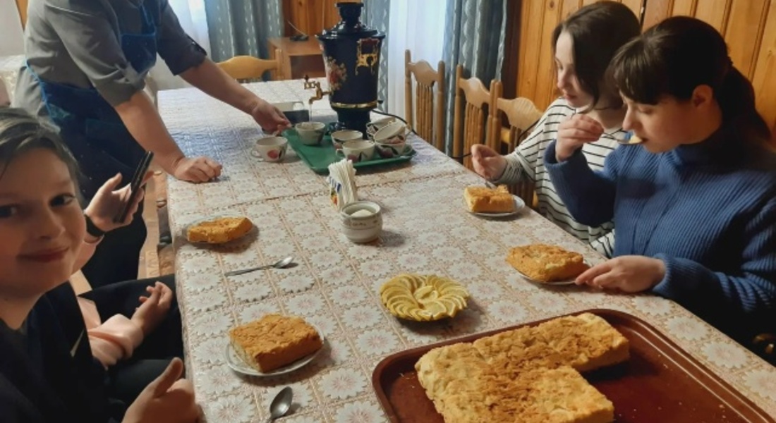 Пушкинский яблочным пирог на уроке технологии в музее