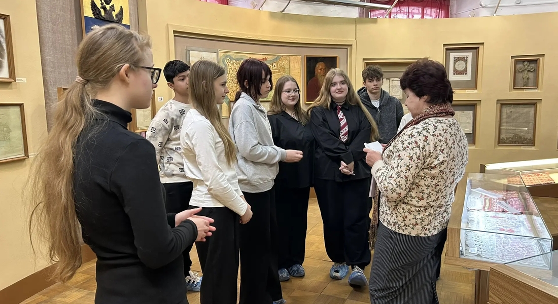 Игра-путешествие «Я хочу стать гражданином» ко Дню молодого избирателя Игра-путешествие «Я хочу стать гражданином» ко Дню молодого избирателя