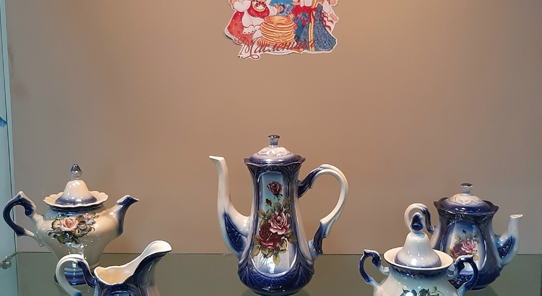 Выставка «Красна масленица не только блинами» Выставка «Красна масленица не только блинами»