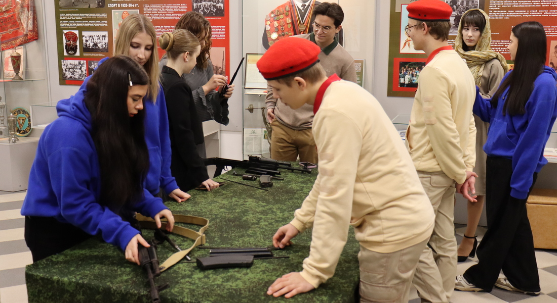 Подвиги без срока давности: час памяти в Вышнем Волочке 