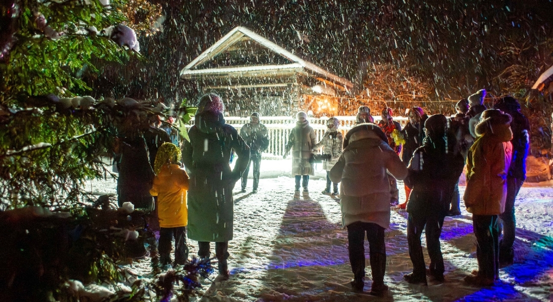 «Новогоднее и Рождественское волшебство» в Доме-музее М. И. Калинина «Новогоднее и Рождественское волшебство» в Доме-музее М. И. Калинина