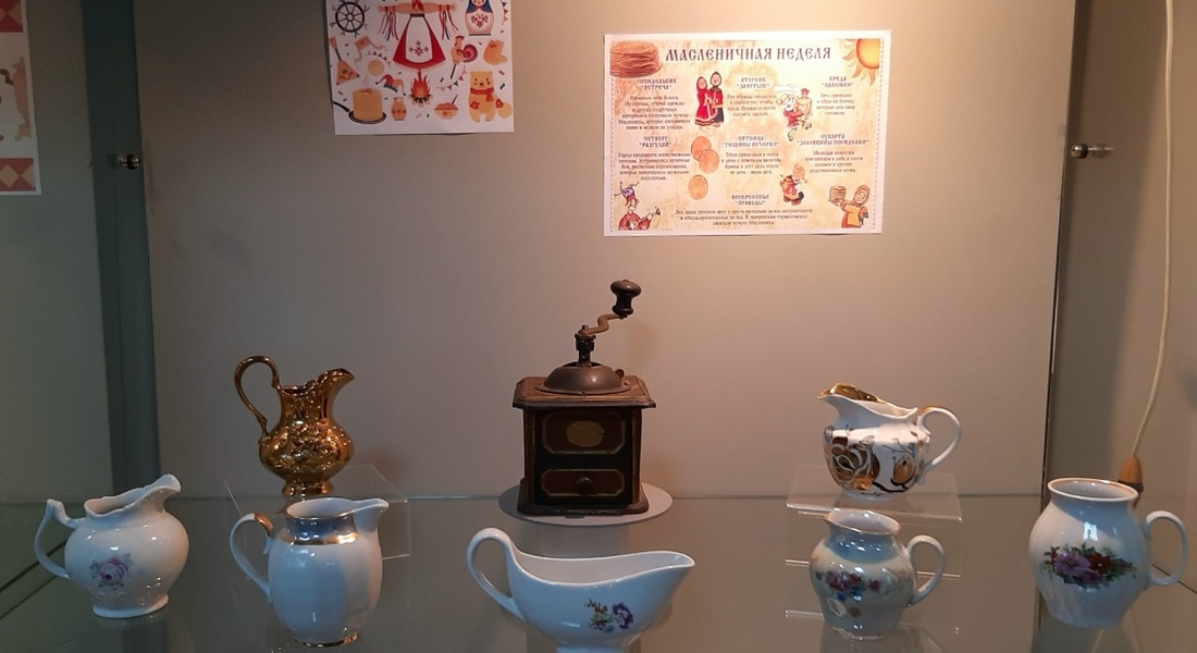 Выставка «Красна масленица не только блинами» Выставка «Красна масленица не только блинами»