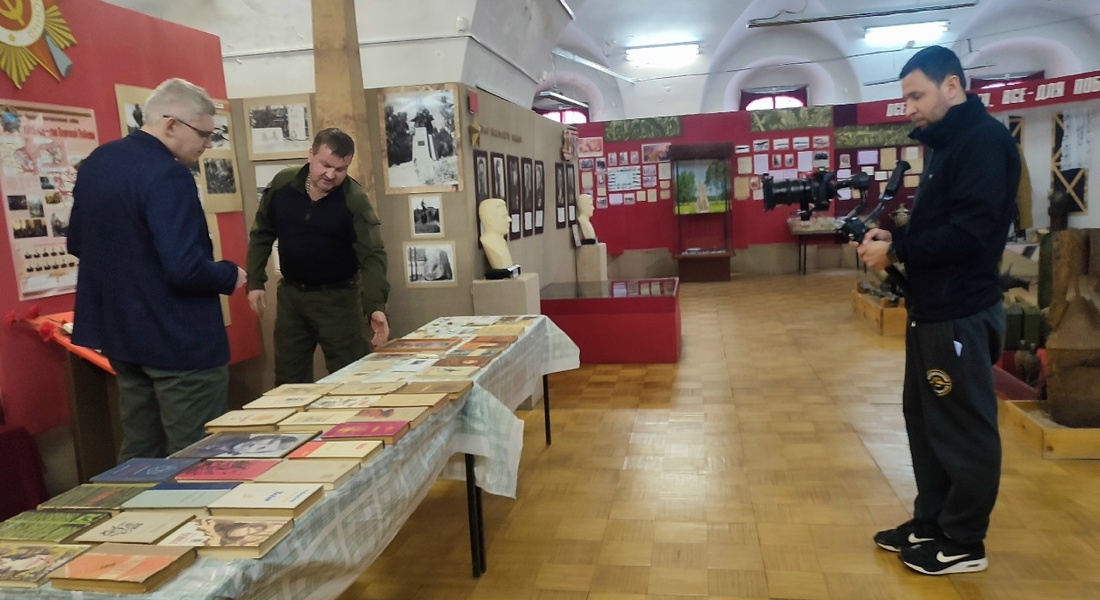 «Арсенал» о партизанах: съёмки в Осташковском краеведческом музее «Арсенал» о партизанах: съёмки в Осташковском краеведческом музее
