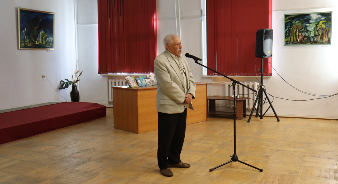 Открылась выставка, посвященная 80-летию со дня рождения К. В. Рябенького