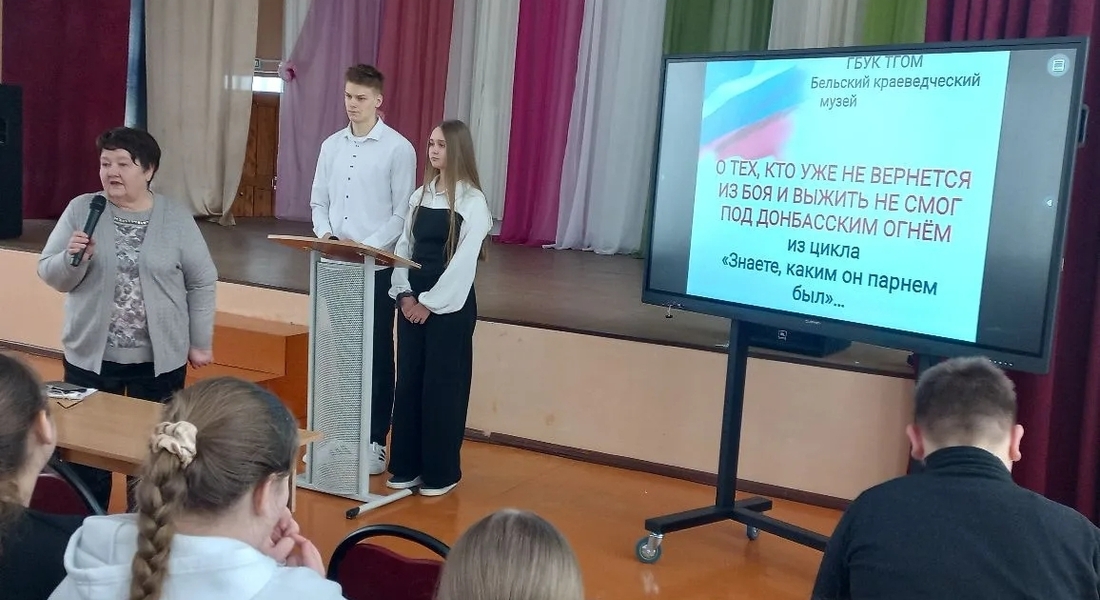 «О тех, кто уже не вернется из боя и выжить не смог под Донбасским огнем»