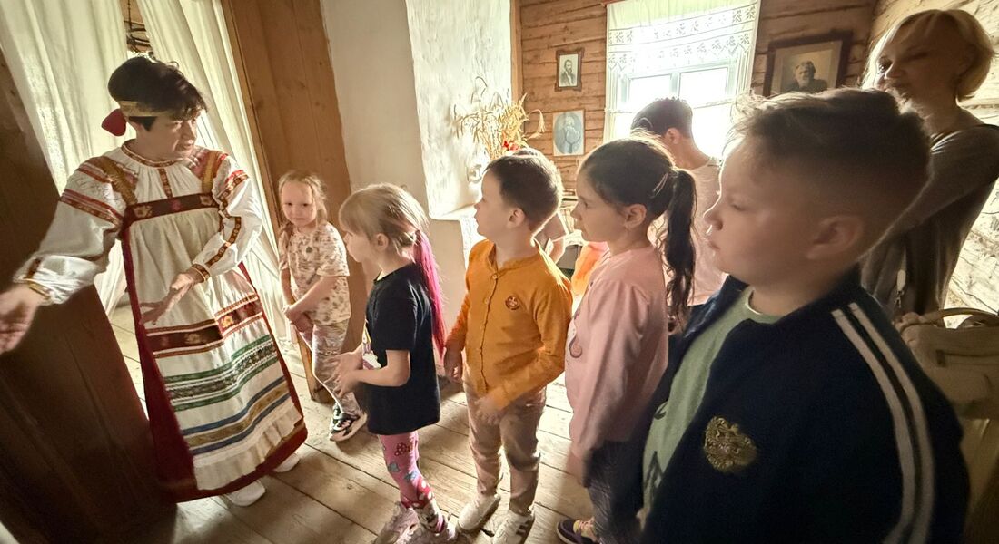 В "Ночь музеев" в Доме-музее С.Д. Дрожжина гости участвовали в квесте "Слова ушли, а вещи остались в музее" В "Ночь музеев" в Доме-музее С.Д. Дрожжина гости участвовали в квесте "Слова ушли, а вещи остались в музее"