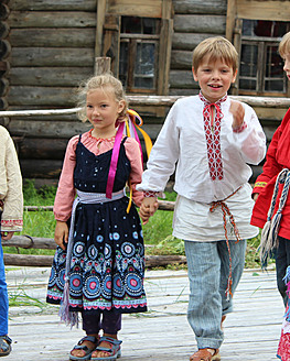 Этнографический лагерь «Живая Русь» и фольклорная школа «Веретенка» в «Василёво»