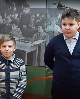 Учащиеся школ Калининского района посетили Музей Калининского фронта
