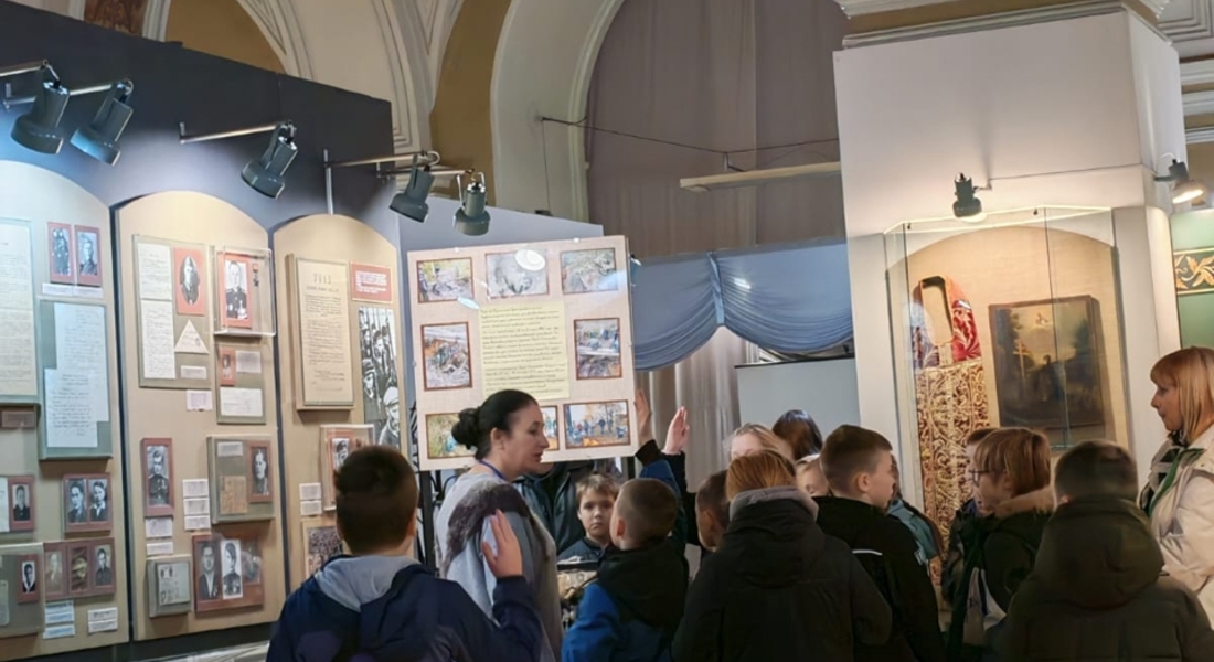 От древнего моря до подвига лётчика: школьники познают историю Калязина От древнего моря до подвига лётчика: школьники познают историю Калязина