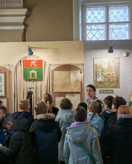 От древнего моря до подвига лётчика: школьники познают историю Калязина От древнего моря до подвига лётчика: школьники познают историю Калязина