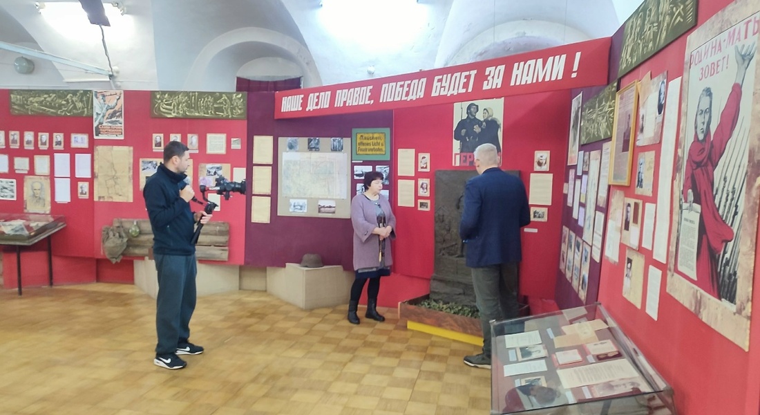 «Арсенал» о партизанах: съёмки в Осташковском краеведческом музее «Арсенал» о партизанах: съёмки в Осташковском краеведческом музее