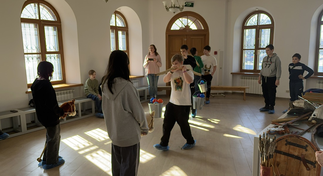 Школьники из Твери и Москвы посетили интерактивные занятия и экскурсии от Тверского краеведческого музея 