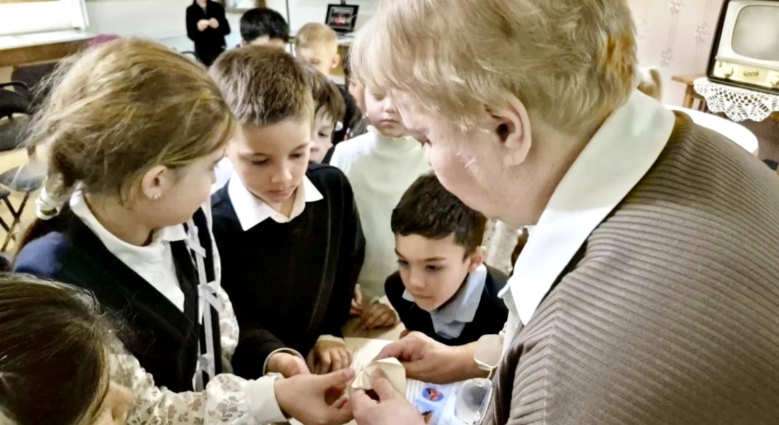 «Знакомые незнакомцы»: в Конаковском краеведческом музее прошло мероприятие для школьников, посвященное Международному дню птиц.