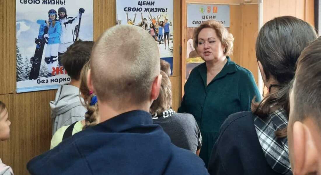 Тематический урок «Цени свою жизнь!» в рамках антинаркотического месячника прошел в Кашинском филиале