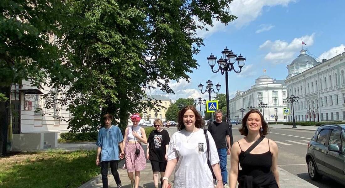 Экскурсия для участников драматургической лаборатории студентов Высшей школы сценических искусств им. К. Райкина Экскурсия для участников драматургической лаборатории студентов Высшей школы сценических искусств им. К. Райкина