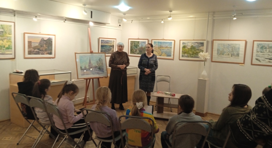 В Ржевском краеведческом музее прошла творческая встреча с художницей Светланой Юрьевной Азаренковой