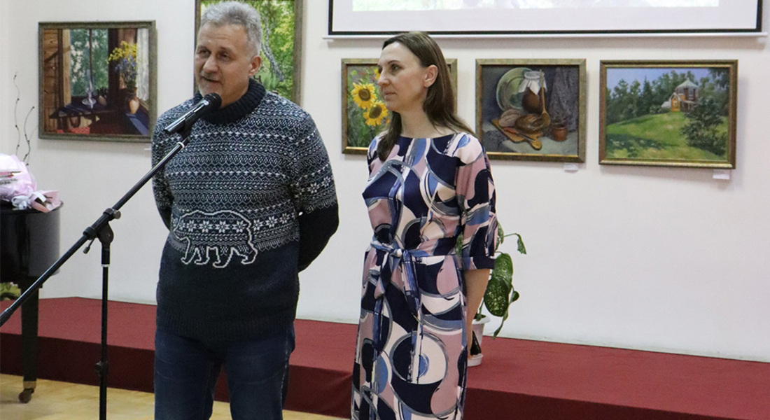 Выставка живописи и графики «Лирика цвета» в Вышневолоцком краеведческом музее им. Г.Г. Монаховой