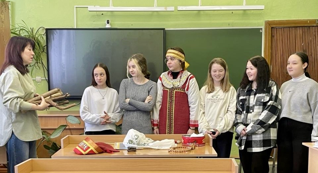 В школе поселка Озерки прошли интерактивные занятия Тверского краеведческого музея В школе поселка Озерки прошли интерактивные занятия Тверского краеведческого музея