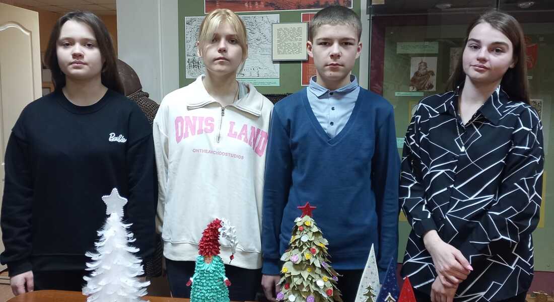В Бельском краеведческом музее подведены итоги выставки-конкурса "Альтернативная ёлочка" В Бельском краеведческом музее подведены итоги выставки-конкурса "Альтернативная ёлочка"