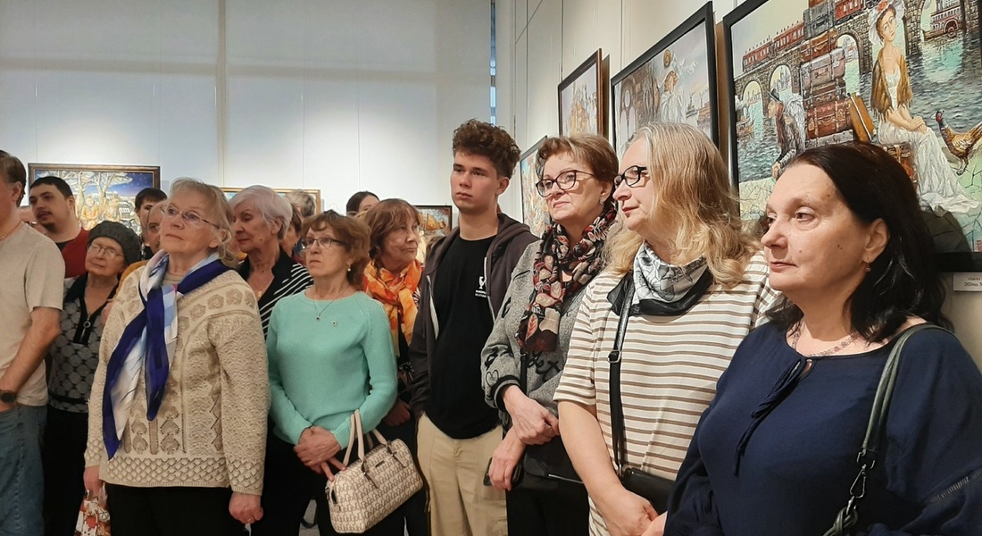 "Воплощенные сны" Дмитрия Азарова "Воплощенные сны" Дмитрия Азарова