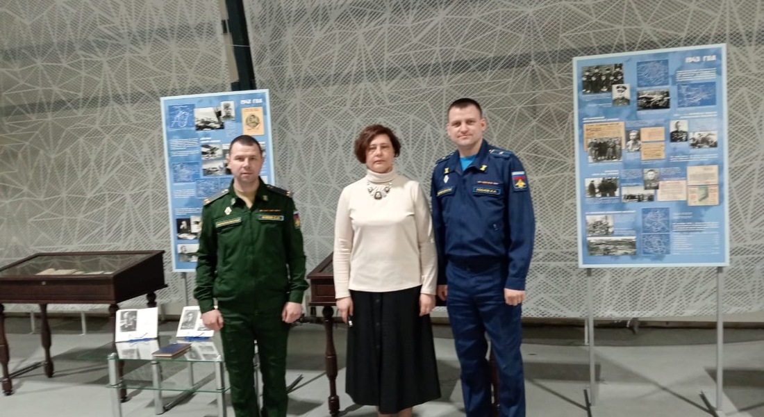 Музей Калининского фронта представил выставку "Воздушные рабочие войны" в парке "Патриот" Музей Калининского фронта представил выставку "Воздушные рабочие войны" в парке "Патриот"