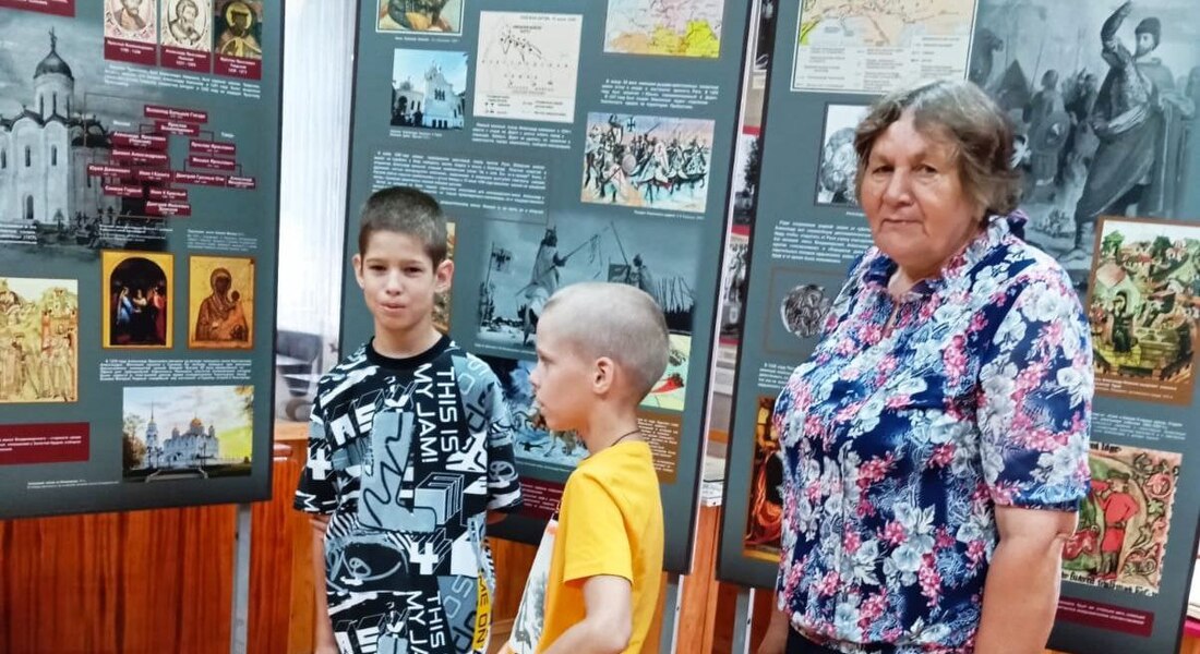 В Зубцовском краеведческом музее открылась выставка «Побеждал, но непобедим был. Александр Невский. 800 лет с Россией» В Зубцовском краеведческом музее открылась выставка «Побеждал, но непобедим был. Александр Невский. 800 лет с Россией»